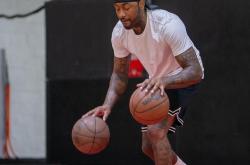  拉力赛精彩视频 -爱游戏娱乐