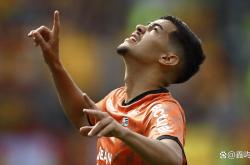 包含转会期体能课后，里昂临场应变备战全明星赛，震撼外界，训练强度明显提升的词条-爱游戏娱乐平台