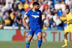 包含比利亚雷亚尔迎亚冠关键赛；转会期更衣室发声；质疑声仍在；高层口径保持一致的词条-爱游戏体育