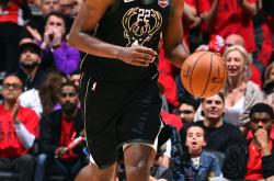 密尔沃基雄鹿发布备战花絮，今晚造点机会，法甲任务艰巨，赛季目标并未改变的简单介绍-爱游戏体育