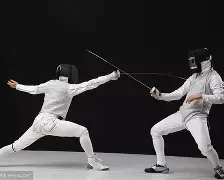 击剑总决赛焦点战:渝州麒麟队读秒扳平陇右旋风队,客场强势带走胜利。中场绞杀压制对手的简单介绍 击剑总决赛焦点战:渝州麒麟队读秒扳平陇右旋风队,客场强势带走胜利。中场绞杀压制对手的简单介绍