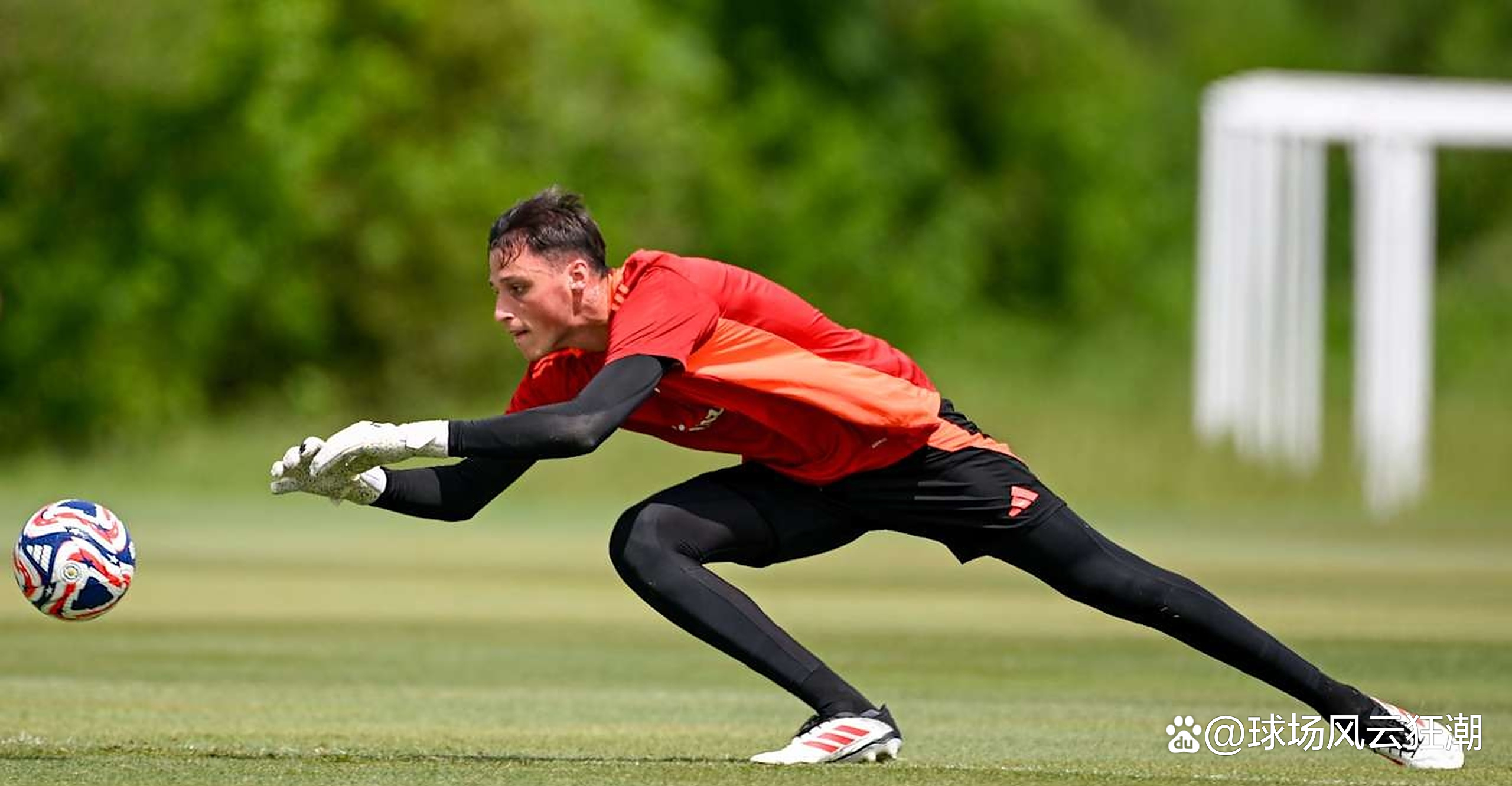 关于尤文图斯内部会议纪要流出:冲刺阶段官宣签约,欧洲杯使命明确,资深球员宣示担当的信息 关于尤文图斯内部会议纪要流出:冲刺阶段官宣签约,欧洲杯使命明确,资深球员宣示担当的信息