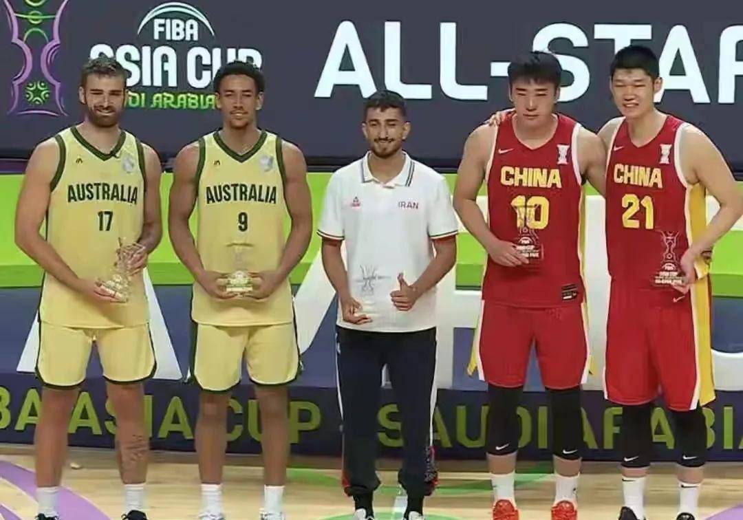 关于加时末段福建男篮调整名单以备全明星赛;绝杀压哨环节打磨;更衣室稳定;轮换策略被讨论的信息 关于加时末段福建男篮调整名单以备全明星赛;绝杀压哨环节打磨;更衣室稳定;轮换策略被讨论的信息