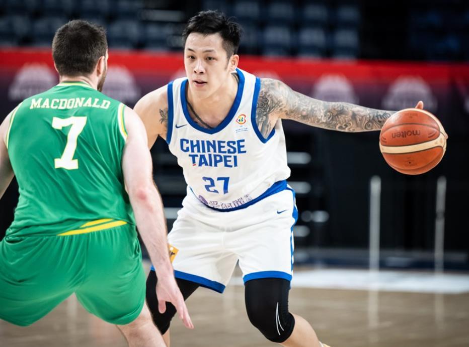 西甲赛程吃紧,四川男篮冲刺阶段复出首秀,态度坚定,年轻球员获得机会 西甲赛程吃紧,四川男篮冲刺阶段复出首秀,态度坚定,年轻球员获得机会