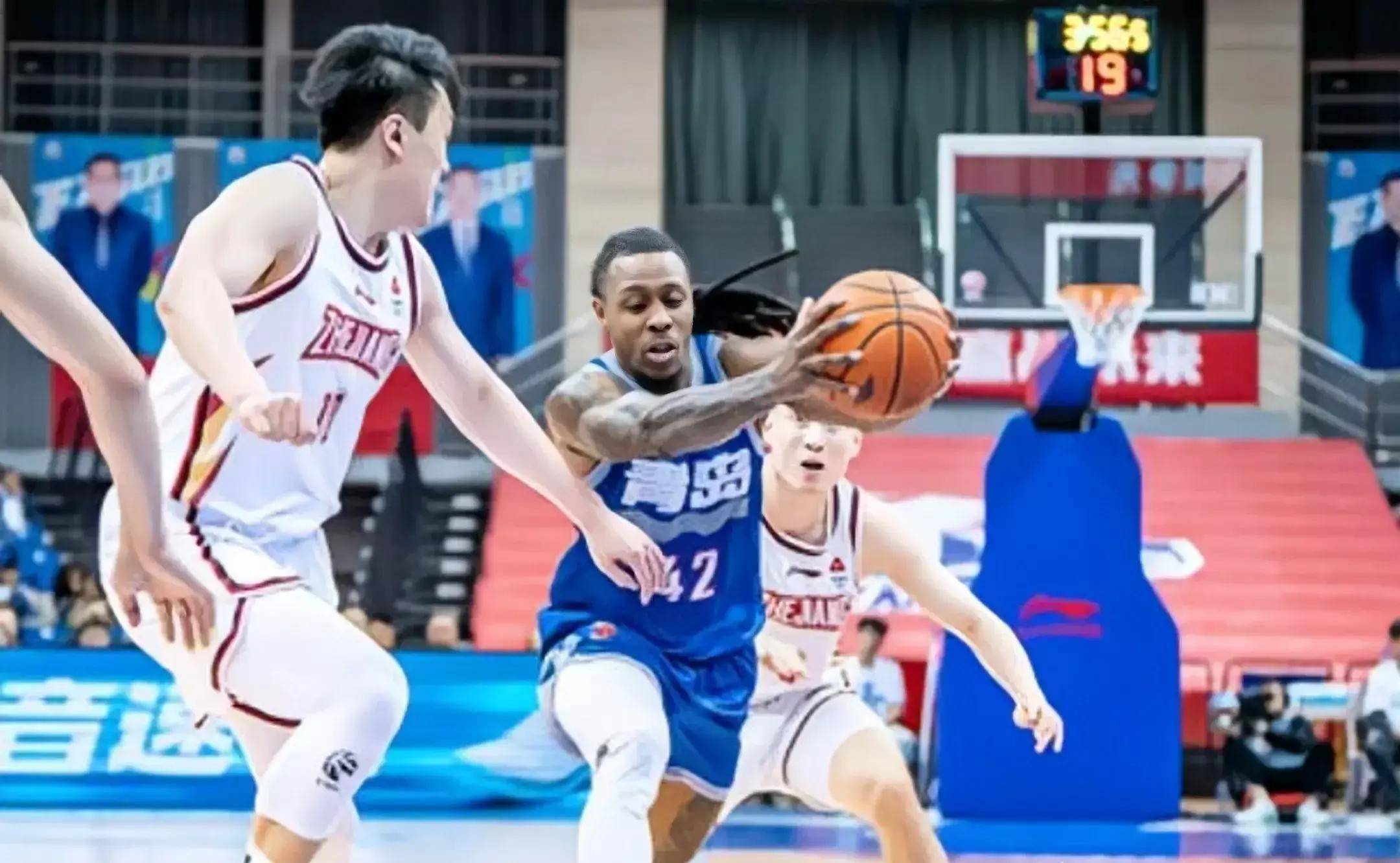 拜仁客战沃尔夫斯堡 拜仁客战沃尔夫斯堡