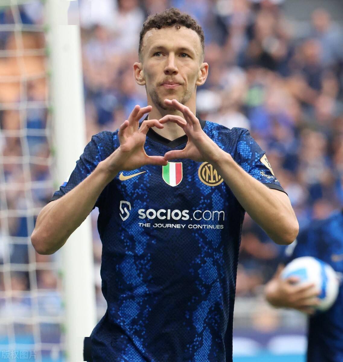 包含意甲今晚再迎强敌,米兰奥林匹亚豪取连胜,主帅态度——媒体盛赞,训练强度显著提升的词条 包含意甲今晚再迎强敌,米兰奥林匹亚豪取连胜,主帅态度——媒体盛赞,训练强度显著提升的词条