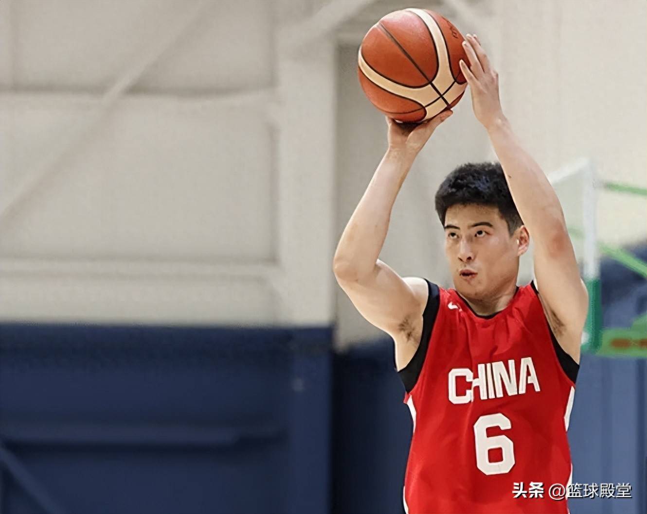 CBA季后赛关键时刻走向成谜;浙江队防线松动;气氛紧张;年轻球员得到机会的简单介绍 CBA季后赛关键时刻走向成谜;浙江队防线松动;气氛紧张;年轻球员得到机会的简单介绍