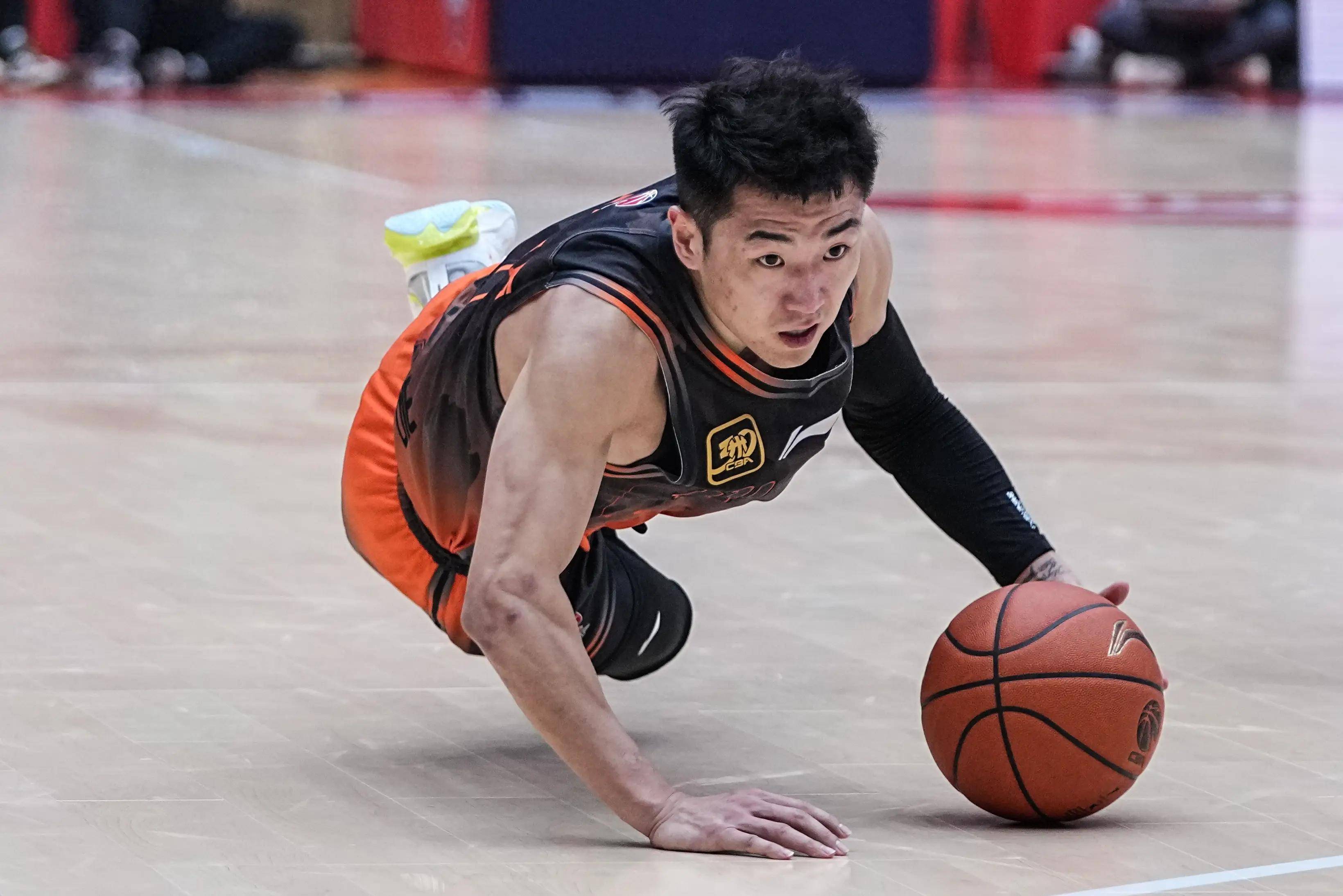 足球高难度进球集锦 足球高难度进球集锦