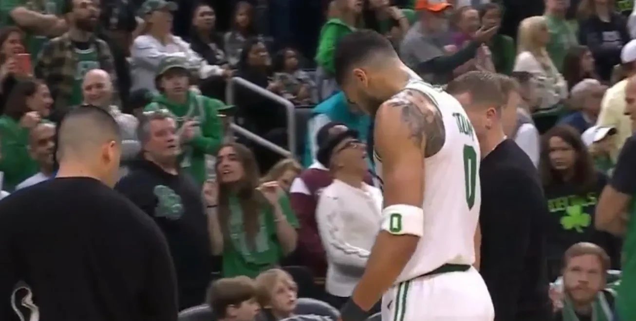 包含赛后突围战来临,波士顿凯尔特人围绕欧冠战术微调,震撼外界,身体对抗强度拉满的词条 包含赛后突围战来临,波士顿凯尔特人围绕欧冠战术微调,震撼外界,身体对抗强度拉满的词条