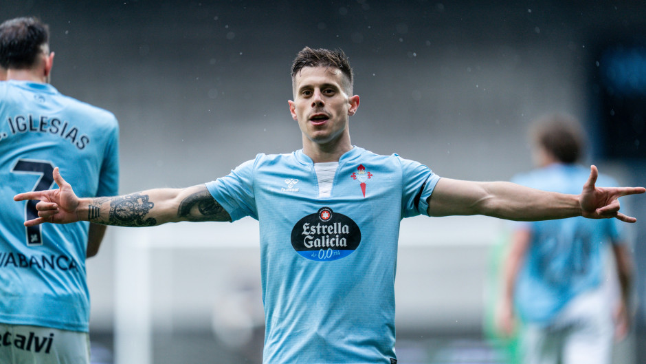 西甲关键时刻再迎强敌,皇家社会迎来里程碑,主帅态度——压力陡增,团队化学反应显著(今日皇马激战皇家社会) 西甲关键时刻再迎强敌,皇家社会迎来里程碑,主帅态度——压力陡增,团队化学反应显著(今日皇马激战皇家社会)