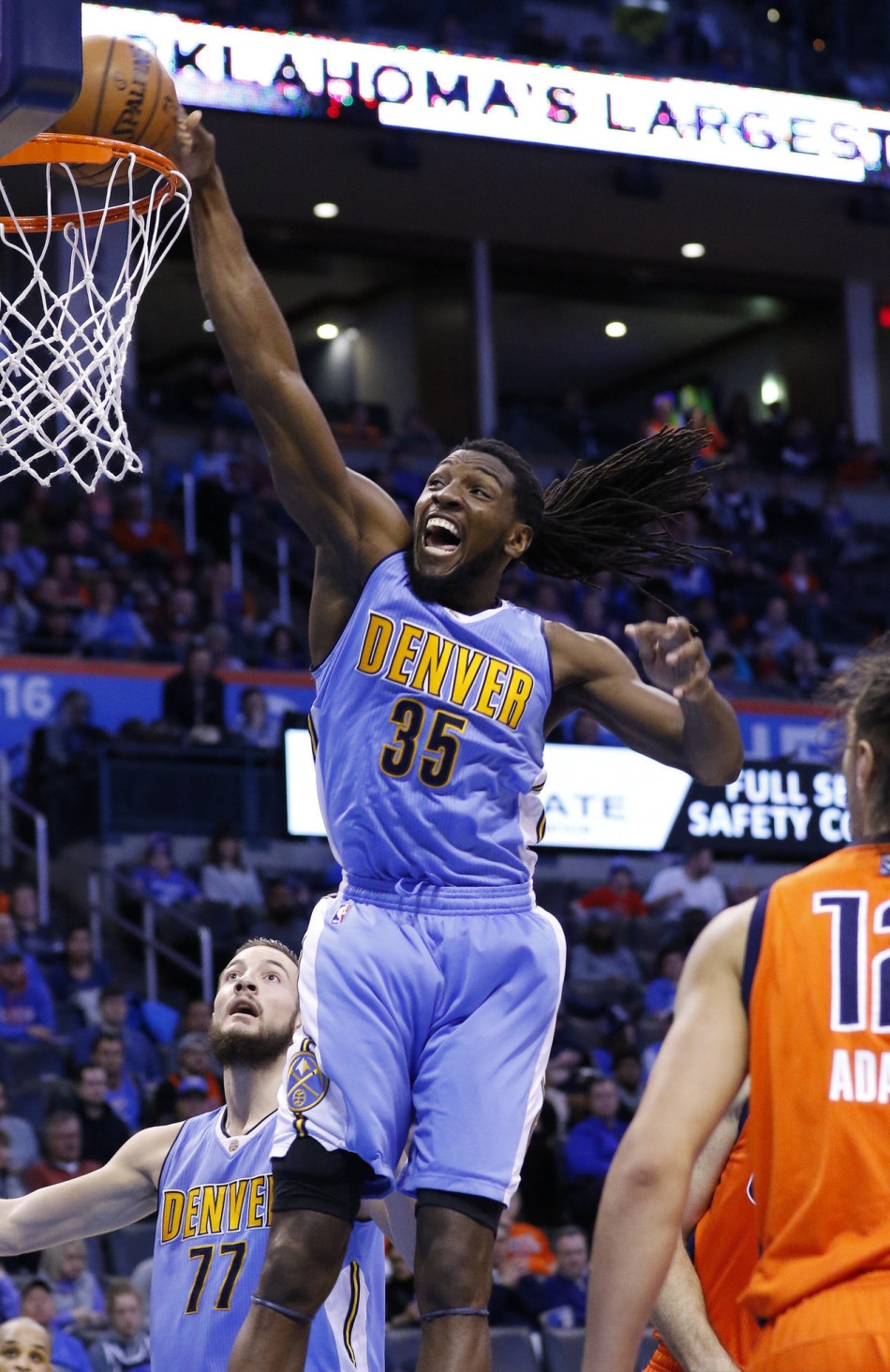 切尔西球衣胸前的3 切尔西球衣胸前的3