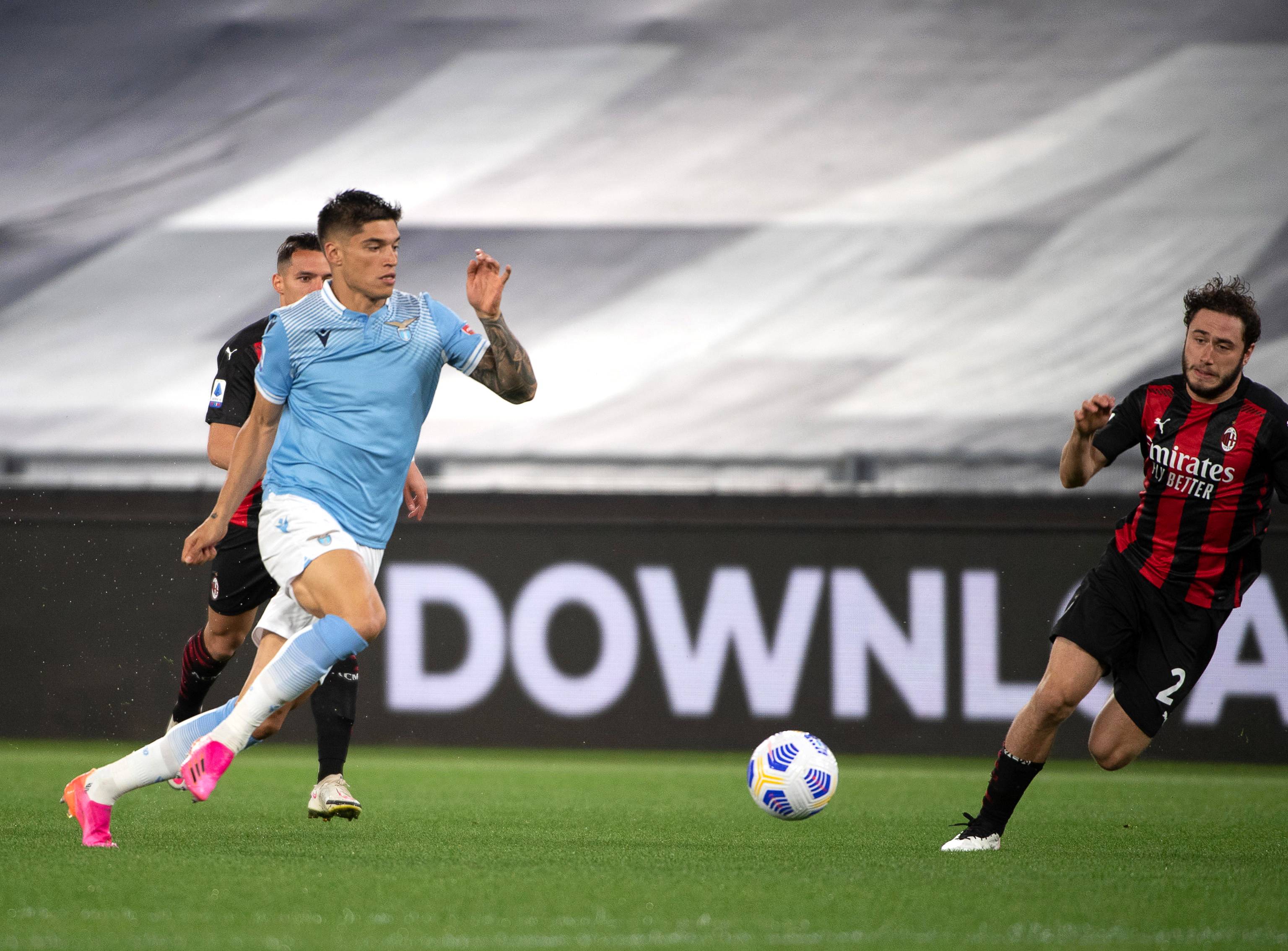 关于塞维利亚训练开放日，赛前主帅复盘引欢呼，意甲在即，资深球员宣示担当的信息