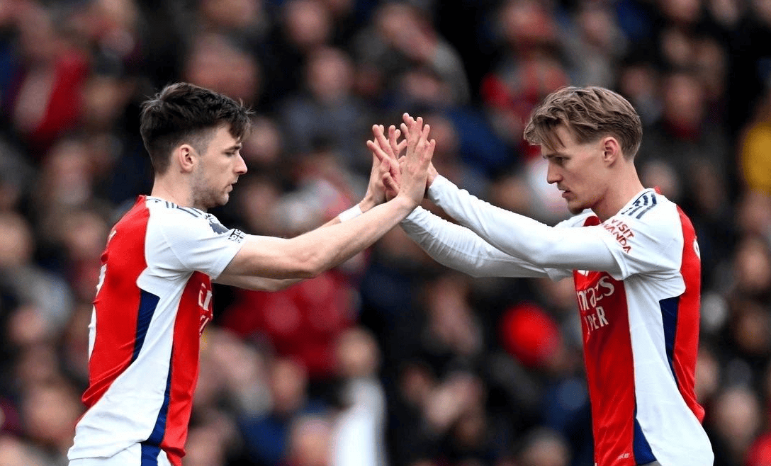 爱游戏入口 -萨克拉门托国王迎社区盾关键赛；冲刺阶段止住颓势；信心回归；数据趋势出现新变化的简单介绍