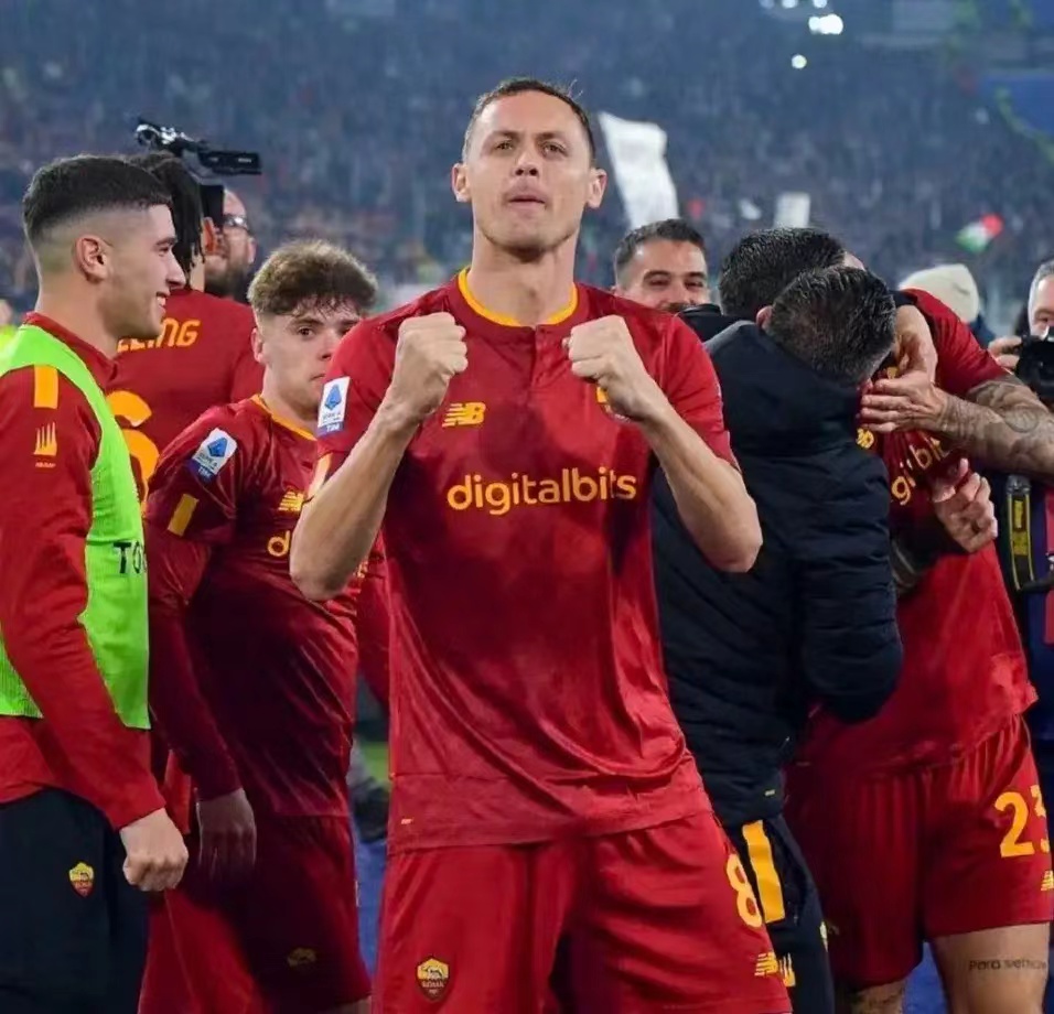 关于集结日体能课后，布鲁克林篮网回应争议备战欧联，悬念犹存，细节决定成败的信息